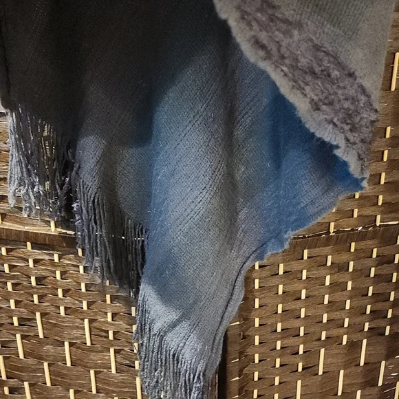 Jon and Anna gray Poncho. New with tags - Picture 4 of 9